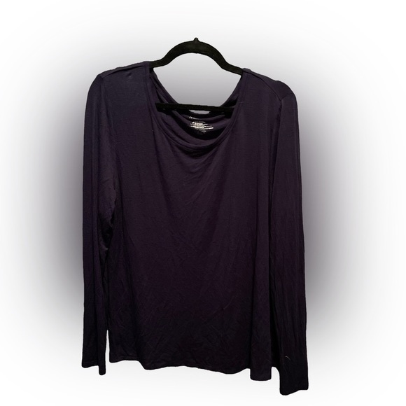 Maurices Woman’s Size Large long sleeve T, EUC Like New Condition - Picture 1 of 2